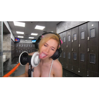 Locker Room Lola ASMR DO NOT 'LIKE' THIS VIDEO.mp4_snapshot_09.04_[2020.01.21_17.34.48]-1tABNZ8V.jpg